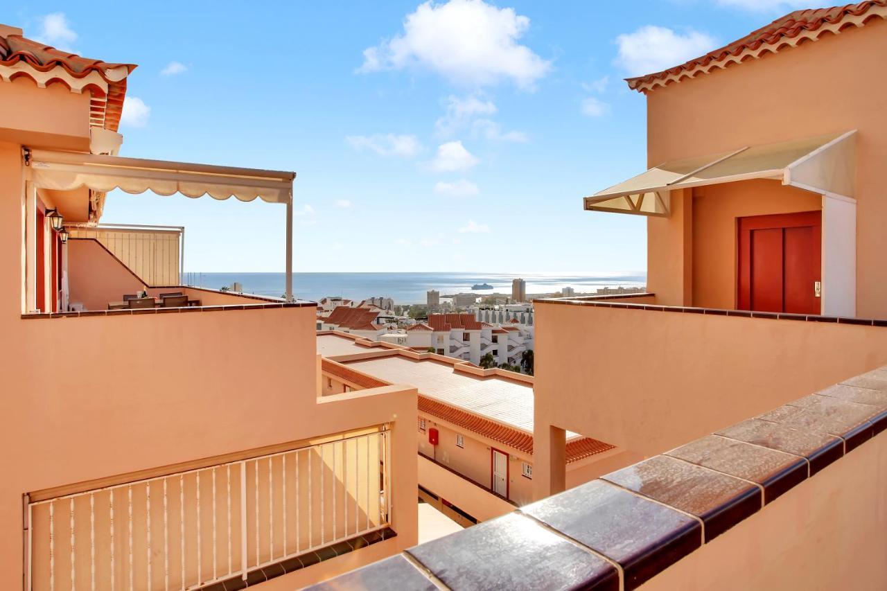 Top Floor, Sea View, Huge Terrace, Heated Pool, Garage Los Cristianos  Exteriér fotografie