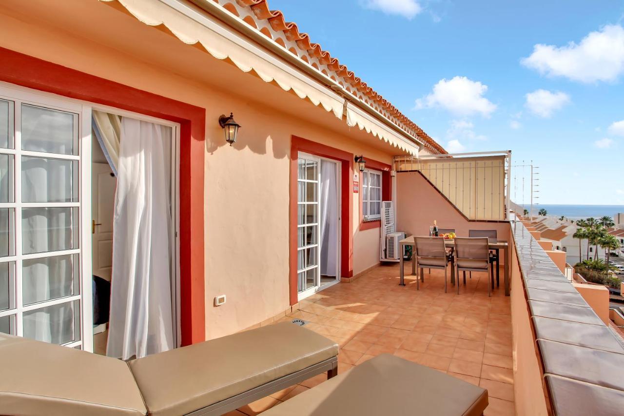 Top Floor, Sea View, Huge Terrace, Heated Pool, Garage Los Cristianos  Exteriér fotografie