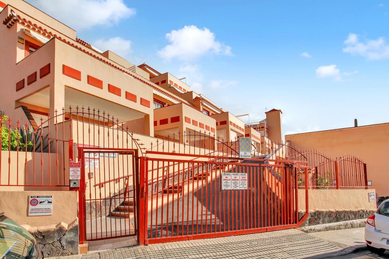 Top Floor, Sea View, Huge Terrace, Heated Pool, Garage Los Cristianos  Exteriér fotografie